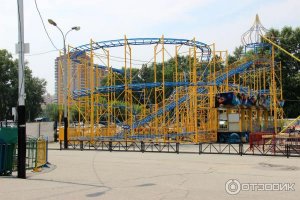 Сочи, Анапа, Питер, Москва, Казань... ага, а в России более тысячи городов. Вот аттракционы в Хабаровске