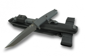 Красота ХО - дело субъективное. Мне больше нравятся утилитарные варианты. И выглядят красиво, и применять можно. Вот любимый нож (он есть в оригинальном исполнении - с обоюдоострой заточкой и с ограничителями):