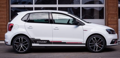 VW Polo GTI 230 -6,9секунды.