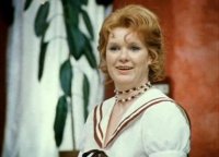 А мне она запомнилась из фильма "Не может быть!" с своим неповторимым "Феерично!"