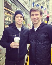 о! Батруха и какой-то мужик