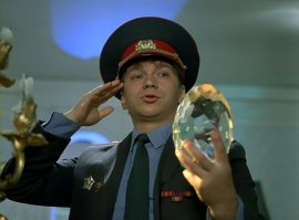 Если он был без дефектов, что мешало его целиком огранить?