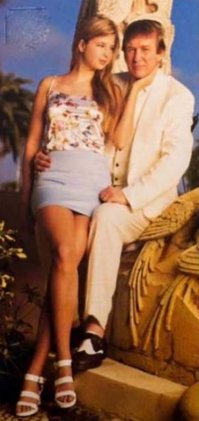 Иванка с любящим отцом в 13 лет , на втором фото Иванке 15