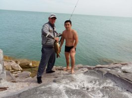 Как вам Балхаш? Ну правда не зимой..... ;) Карашенгель, 12км от ст.Мынарал. между Алматы и Карагандой.