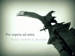 Всерьёз думаете что цель экспедиций на Марс - что-то от туда вывозить? Основная задача разработать и реализовать комплекс научно-технических мер для колонизации планет Солнечной системы. Научится решать возникающие проблемы, оптимизировать технологии, обеспечить возможность человеческому виду - шагнуть за пределы мира в котором мы сотни тысяч лет обитали, постепенно развиваясь до современного состояния, когда такие полёты уже вполне реализуемы на современно уровне развития науки и техники.
На первых парах, мне кажется, единственная отправка с Марса будет какой-нить автоматический модуль с образцами, которые невозможно подвергнуть глубинному анализу и всестороннему изучению на инопланетной базе. 
Насколько я читал, на первых  этапах даже эвакуация персонала не планируется и первым смельчакам которые будут отправлены на другую планету - дадут билет в один конец. И если что-то там случится, то решать они уже будут проблемы собственными силами.
Поэтому наравне с технарями, тужатся и работники био-медицины, разрабатывая методики для пребывания человека в иной среде.
Удачи успеха всем этим людям, которые через грязь и копоть политических игр, межрассовых и религиозных неусобиц - могут поднять свой взор к звёздам. Во истину великие умы и отважные сердца.
