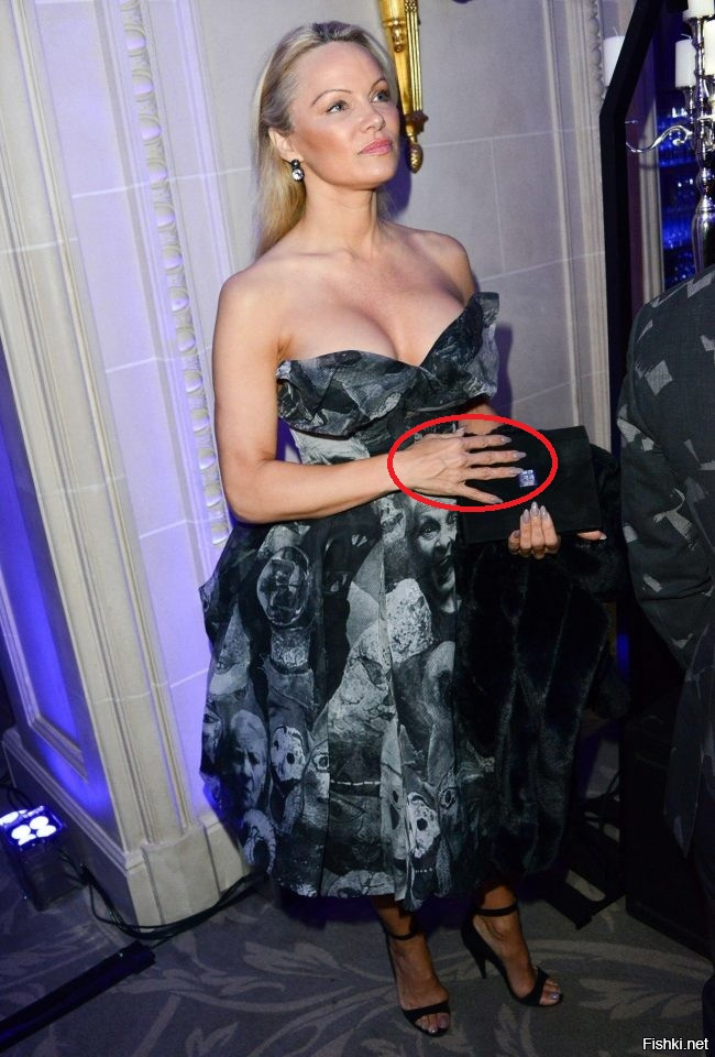 Выглядит несомненно хорошо, но ручки-то как у старушки)))))