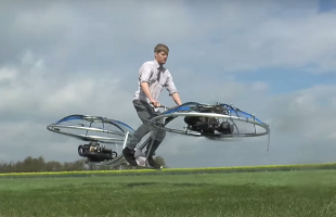 Это только кастомы, бесполезные скульптуры на мотораме .
Подброшу в ленту несколько действительно необычных и удивительных