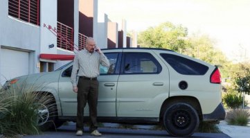 А как ж авто Уайта Pontiac Aztek?