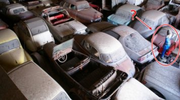 На аукцион выставят гигантскую коллекцию из 700 автомобилей