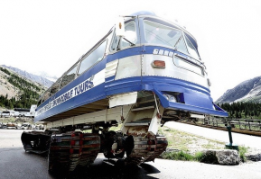  В интернете продают vip-маршрутку на гусеницах за $135 тысяч