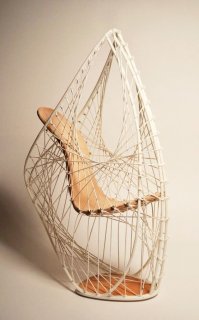 Среди уродских и просто интересных дизайнерских решений тут есть одни офигительные тапки...