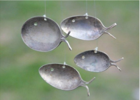 Тонкий юмор многие не оценят дырявую ложку.