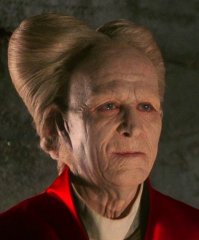 Донателла Версаче напомнила Гарри Олдмановского Дракулу...