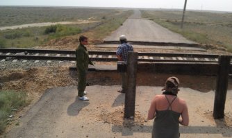 Не только. Чаще просто "на природу". 

Вот моя "экспедиция Три моря": 
(Сага о 14-и частях. :) ) 

Тоже страну немного посмотрели.