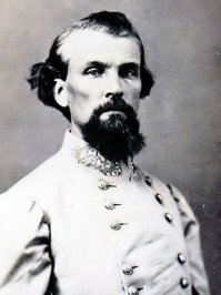 "Мама назвала меня в честь героя гражданской войны, генерала Натана Бедфорда Форреста. Она сказала, что он какой-то наш дальний родственник. Он создал какой-то клуб, они там любили одеваться в белую одежду и накрываться простынями, даже лошадей они накрывали белыми простынями"