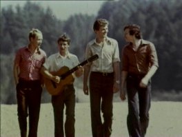 Я,моложе БАМовцев. Поэтому, что их двигало жить так -а не иначе, не мне судить.Знаю одно -люди в те времена были чище и добрее нас.В моей памяти есть фильм, про ту жизнь,который и Вам советую посмотреть.     «И это всё о нём»