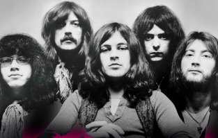 Rainbow Блэкмор
Dire Straits
Deep Purple
Scorpions
И кончно Pink Floyd с Сидом :)
+Эрик Клэптон и Карлос Сантана

зы пишу комент под Rainbow Kill the King - всем бобра