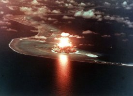 Ни одно правительство не призналось в испытаниях ядерного оружия.... А тут и гадать не надо что это пиндосы...