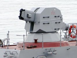 Ну раз пошла такая пьянка...  Вот новинка - АК-630м-2 Дуэт, скорострельность 10000 выстрелов в минуту, 30 мм снарядами.