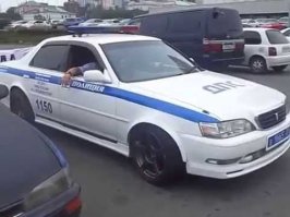 Обычные полицейские тачки Владивостока