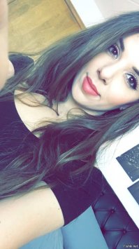 Кать! А эта знойная милашка - Вы? А то у нас наклёвывается клуб "Кто? Кто-кто!"