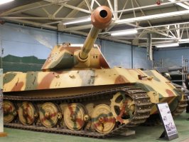 Немцы неисправимы... Русская зима так ничему их не научила :)