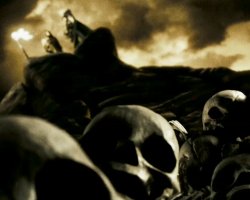 Ну по поводу порки надо ещё разобраться.
Если эта ребенок из семьи, придерживающейся данной религии, то пороть не стоит. На первый раз нужно доходчиво объяснить, что школа - это образовательное учреждение, а в образовательных учреждениях любая политическая и религиозная пропаганда является НЕЗАКОННОЙ.
Если же Ислам - это "не родная" религия для ребенка, а он решил таким образом поржать, то да - пороть безбожно.
Хуже, если подвластный чьему-то влиянию ребенок на полном серьезе агитирует, причем придерживаясь радикальных позиций. Тут уже порка не поможет - тут надо что-то более серьезное предпринимать.  В Спарте, например, это решалось довольно быстро и просто.