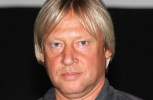 Всё-же тоже сдает по маленьку((