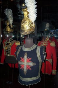 "15 декабря 1775 года мушкетерские отряды были упразднены". А как быть тогда с ротами мушкетёров при короле Людовике Восемнадцатом? В Музее Армии в Париже есть целая экспозиция на ту эпоху...