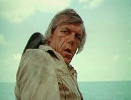 Виктор Гайнов, если не ошибаюсь? В "Морском волке" (1990) - один из ярчайших типажей:)