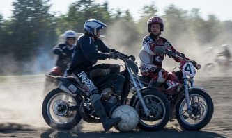 Существует ещё такой вид спорта и давно уже.