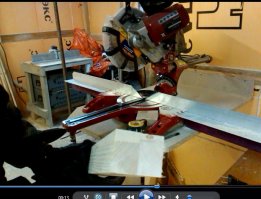 да я всё клею тут просто подходящего не было под рукой при съёмке. в след видео будет всё и как клею и для чего это нуна..