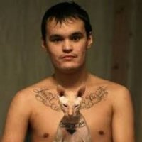 Гордые владельцы со своими питомцами.