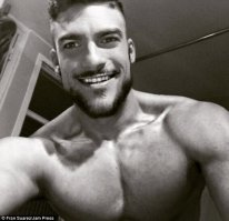 Мне одному ему втащить захотелось?