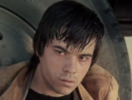 Сразу вспомнил дерзкого разбойника "ДВОЙНОЙ ОБГОН" (1984)