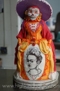 Мексиканский скелет в платье с Фридой Кало