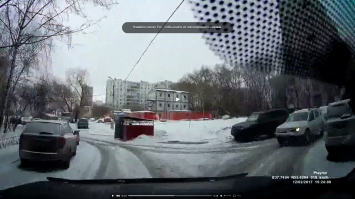 Ну так то оно так, но куда поехал бы дустер, встань автор раньше на пару метров?