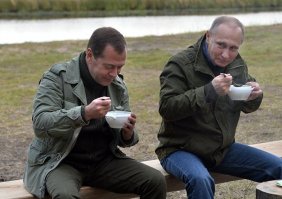 Политики тоже люди и многие просто обожают поесть