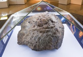 Челябинский метеорит