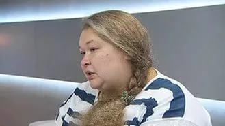 Знавал молоденькую американку. Она была веганка сыроедка, но это не мешало ей иметь воооот такенную жопу.
Да и пациенке из "я стесьняюсь своего тела" паразит особо похудеть не помог.