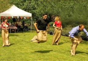 Тут бы ему равных не было...