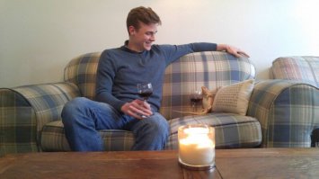 Лучше б с игуаной жил, ехай...