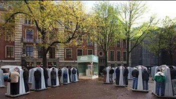 Амстердам...