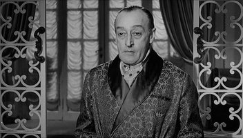 Тото. 
В детстве смеялся до слёз, от него.