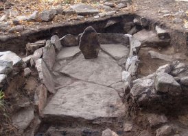 мегалиты острова Веры (озеро Тургояк, Челябинская обл), IV век до н.э.