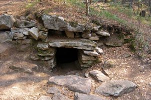 мегалиты острова Веры (озеро Тургояк, Челябинская обл), IV век до н.э.