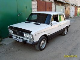 Моя первая ласточка 1992 года , купил у какого то армяна , ни чо подмарафетил и гонял будь здоров