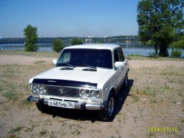 Моя первая ласточка 1992 года , купил у какого то армяна , ни чо подмарафетил и гонял будь здоров