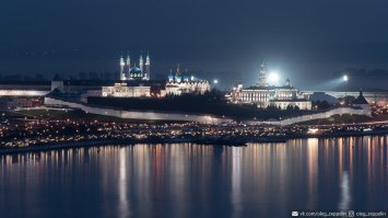Еще фото Казанского Кремля, а то почему-то представлены фото только мечети Кул-Шариф, которая построена была совсем недавно...