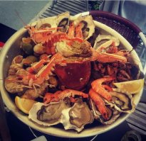 Вот!! Я тоже в основном морепродукты употребляла)) а мяса я и дома наемся)) В плане приготовления морепродуктов мне понравились Дубаи и Испания.
